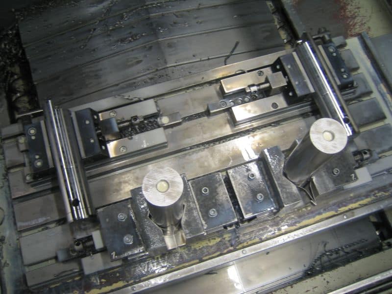 Kappaleita koneistuskeskuksessa